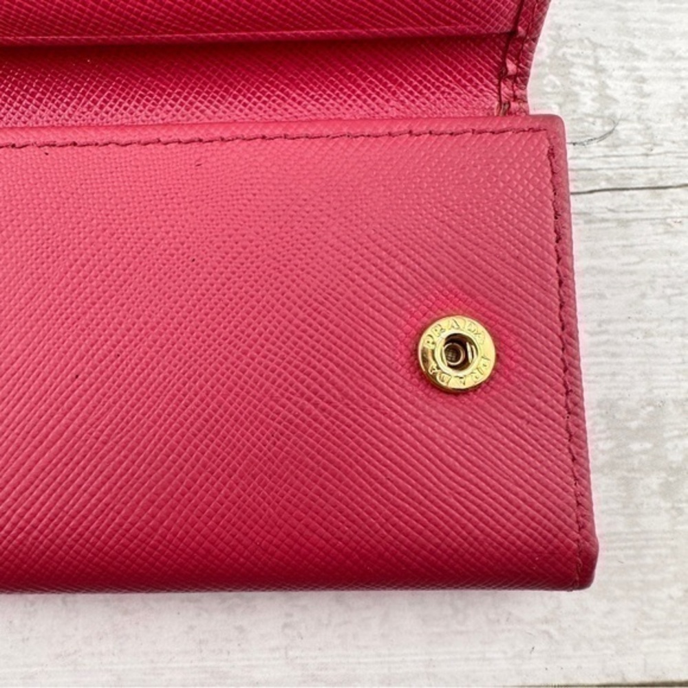EXCELLENT CONDITION Authentic Prada Saffiano Key Pouch. Color: Pink. - Picture 6 of 14